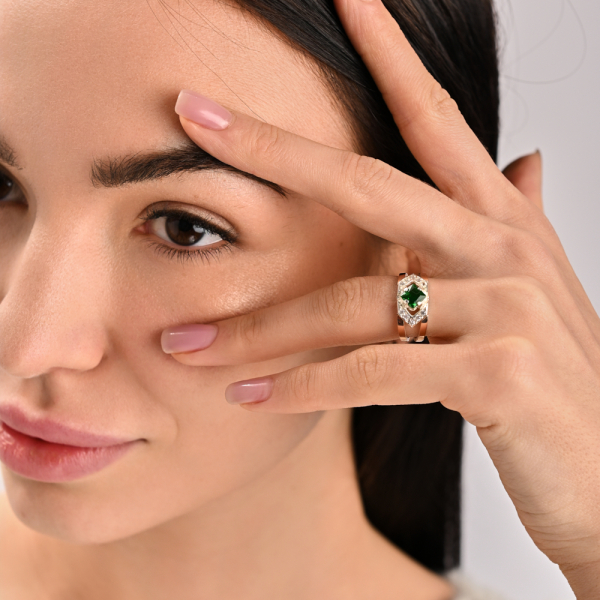 Серебряное кольцо с золотыми напайками (027к)