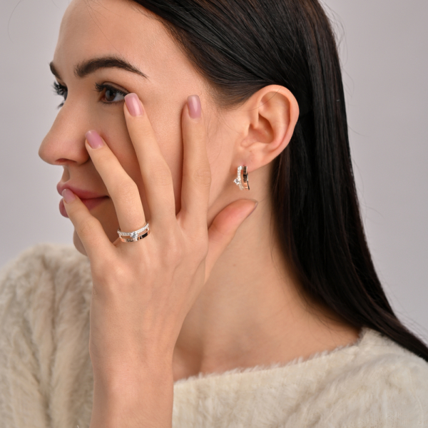 Серебряное кольцо с  накладками из золота (031к)