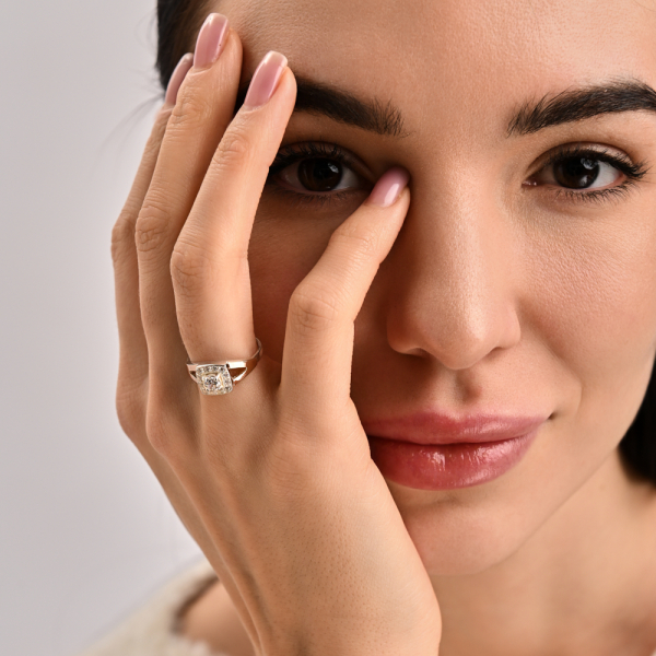 Серебряное кольцо со вставками из золота (032к)