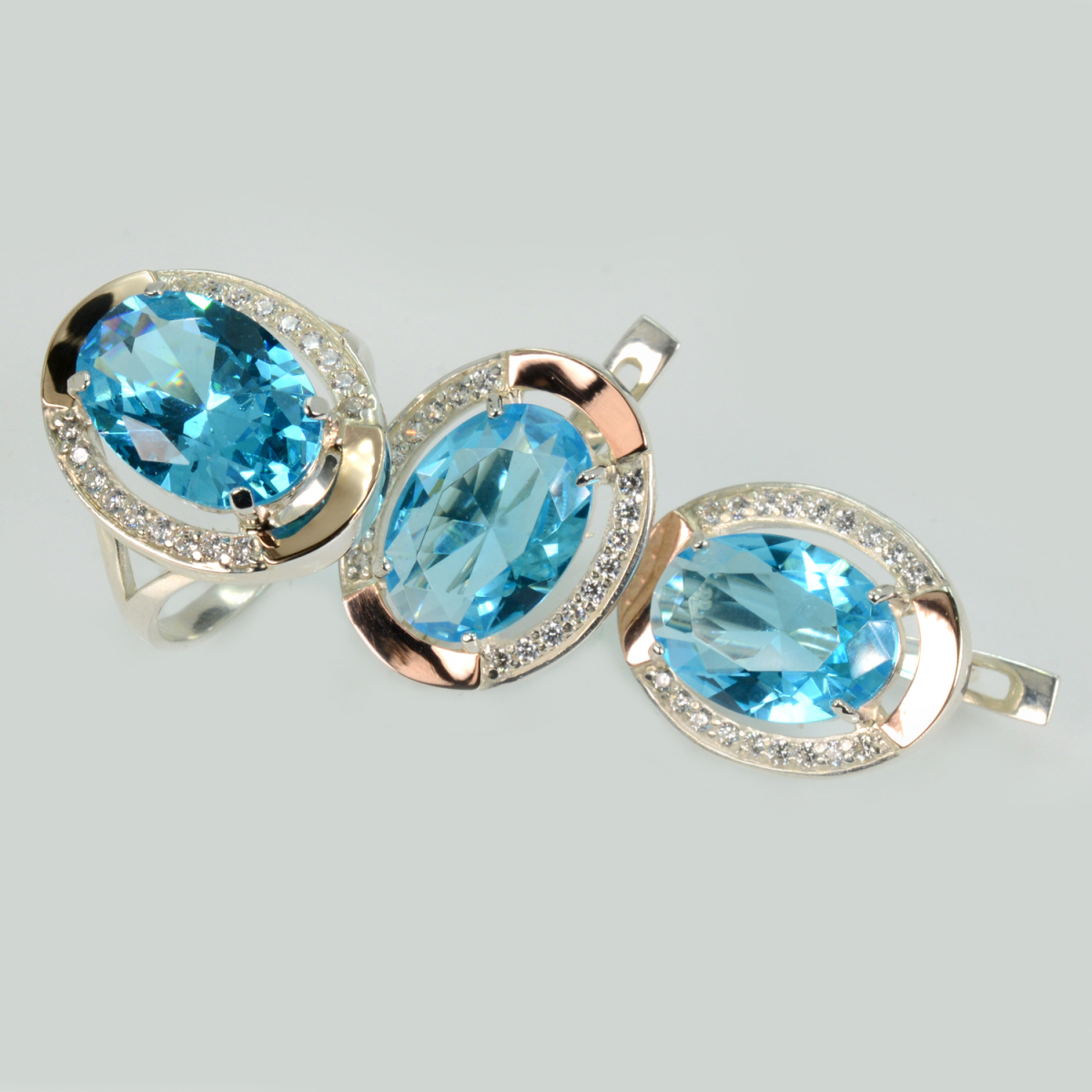 Серебряный гарнитур со вставками из золота (037/2)