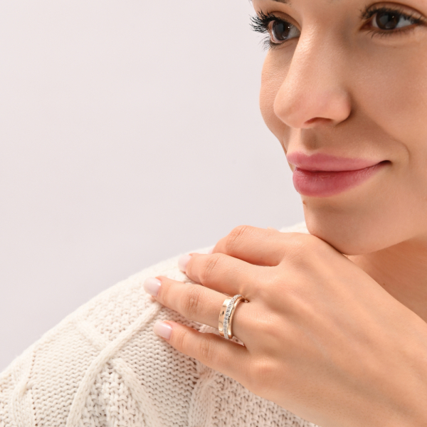 Срібна каблучка з золотими накладками (040к)