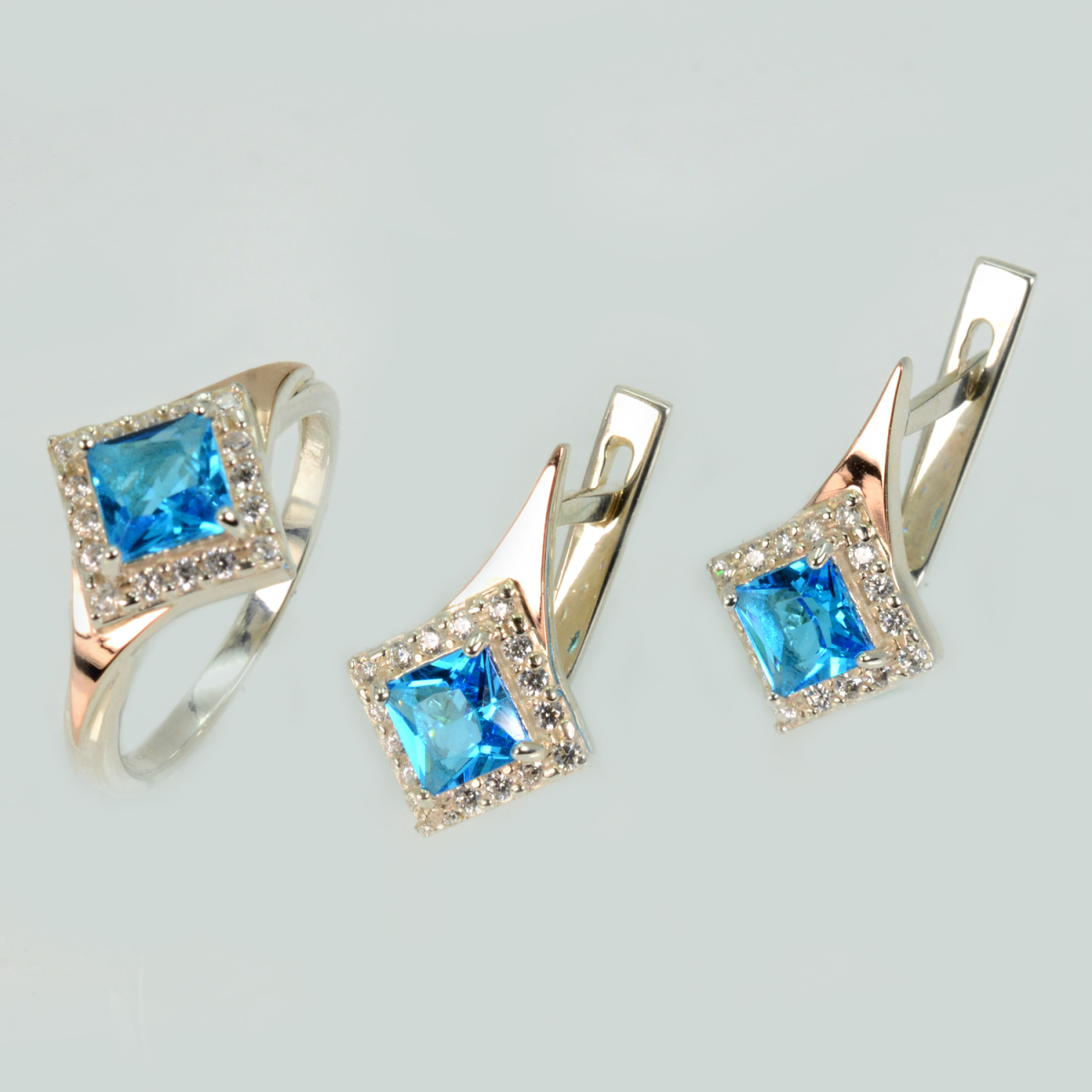 Серебряный комплект с золотыми вставками (074)