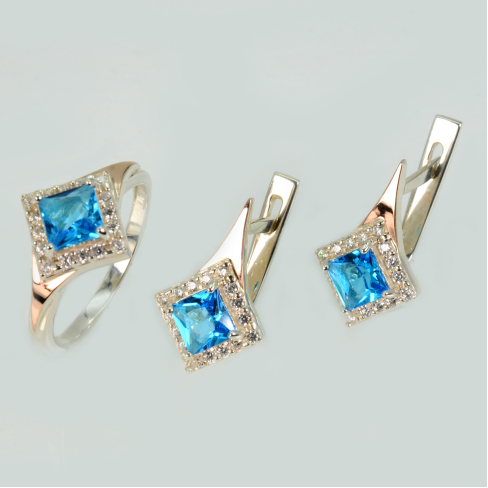 Серебряный комплект с золотыми вставками