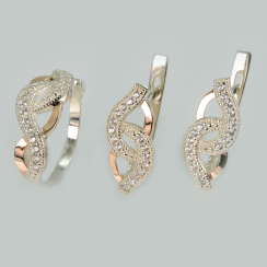 Серебряный комплект с золотыми напайками и фианитами