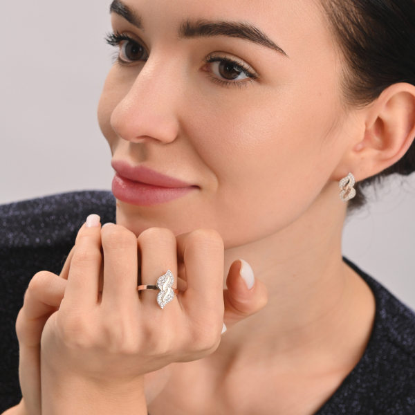 Набор кольцо и серьги серебряные (097)