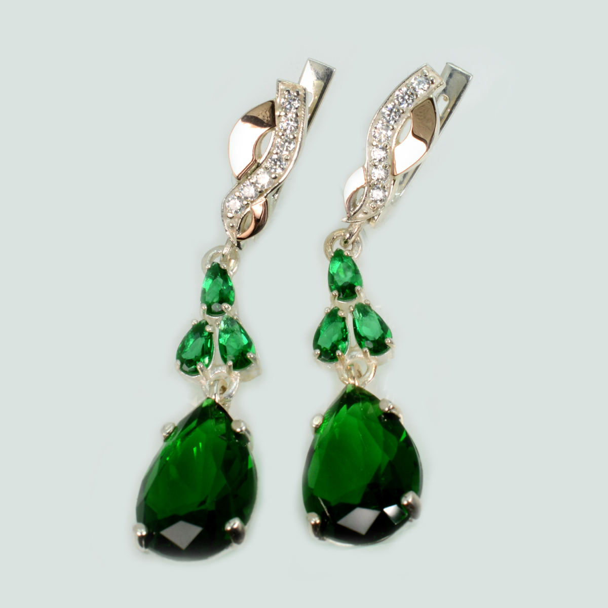 Серьги серебряные с золотыми пластинами и фианитами (099с)