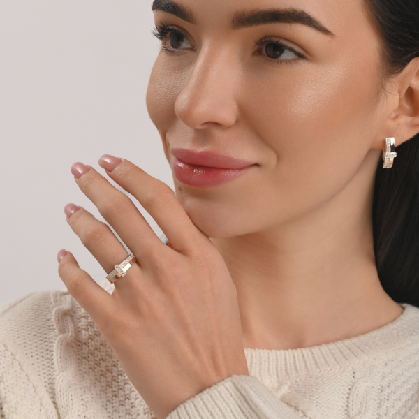 Серебряный комплект с золотыми вставками и фианитами (101)