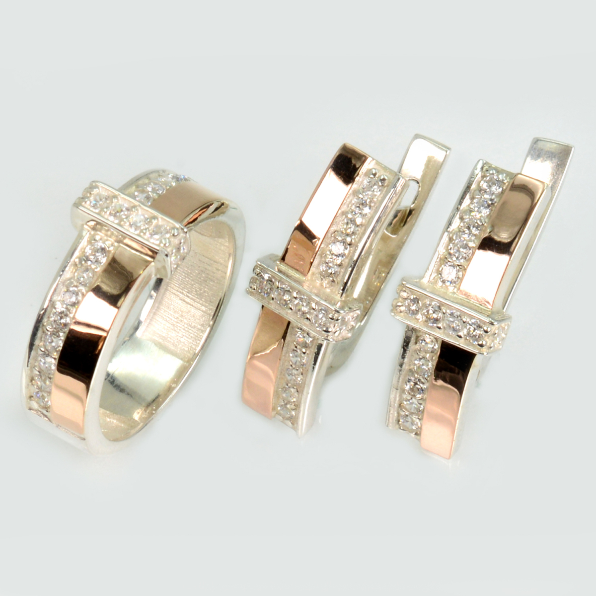 Серебряный комплект с золотыми вставками и фианитами (101)