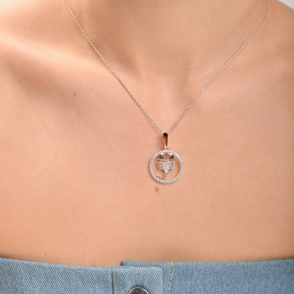 Подвес знак зодиака "Скорпион" из серебра с пластинами золота (1045п)