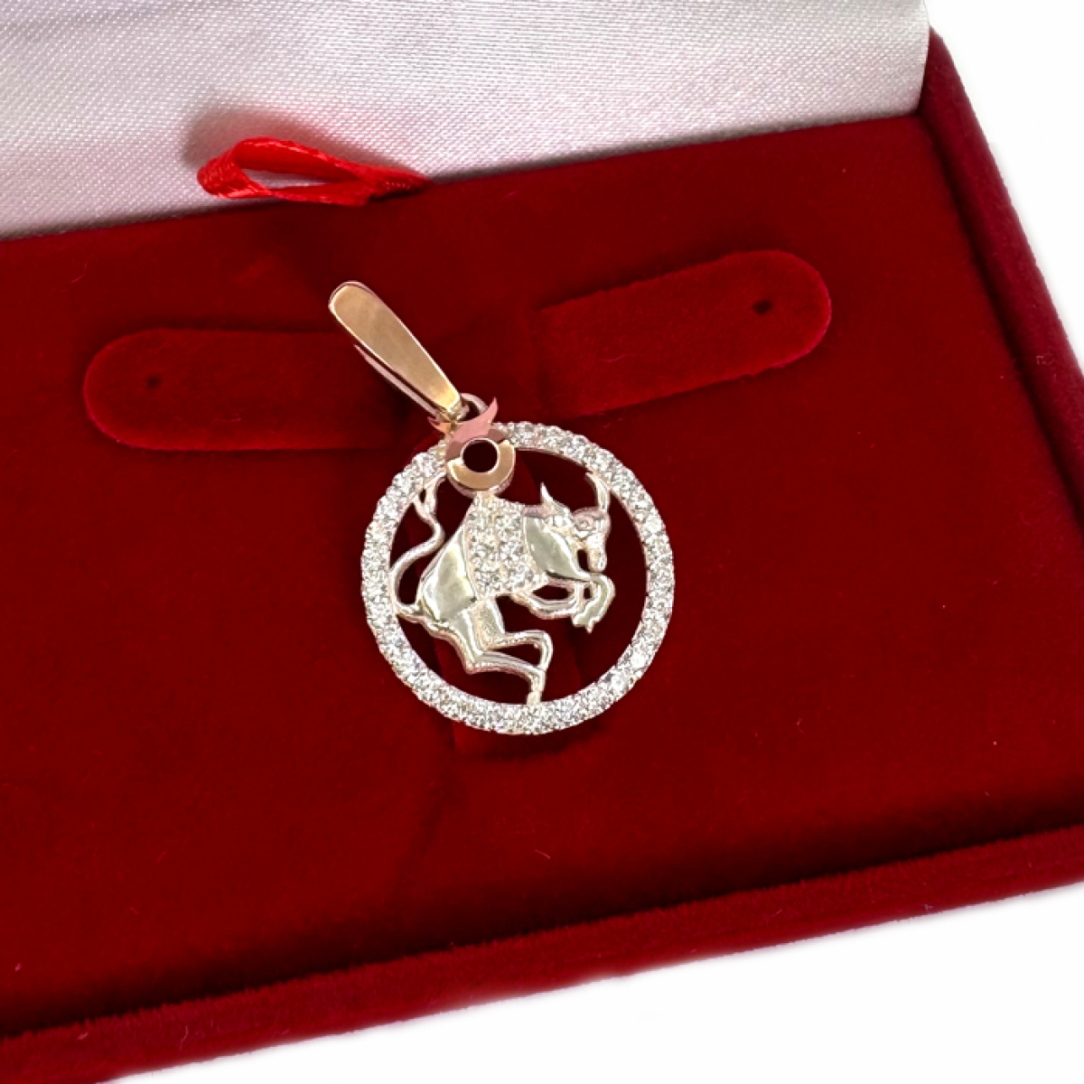 Підвіска знак зодіаку "Телець" срібна з пластинами золота (1051п)