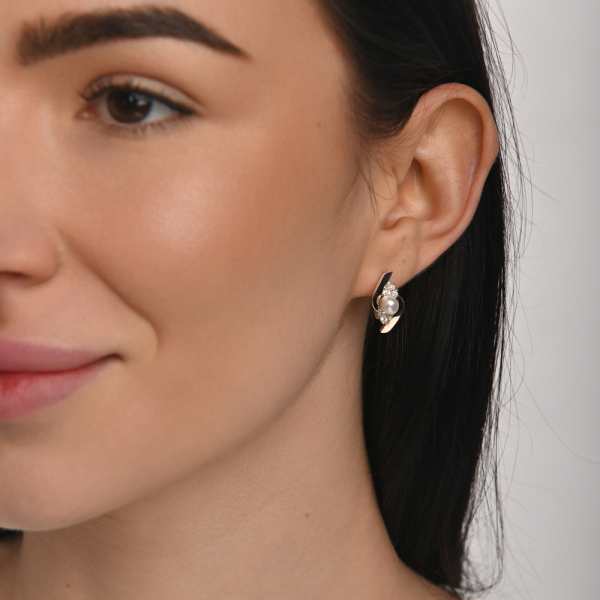 Серьги серебряные с жемчугом (106с)