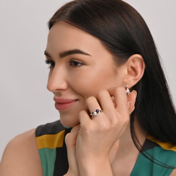 Срібна каблучка з жемчугом (109к)