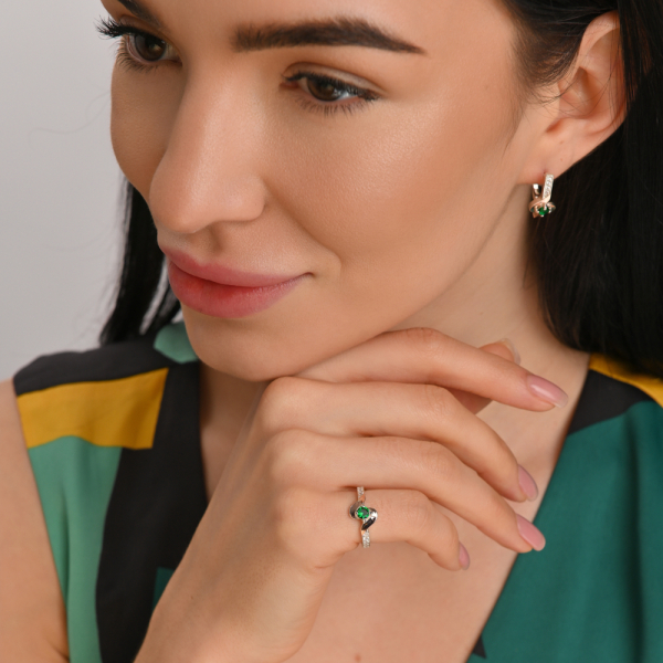 Срібне кільце з золотими вставками (142к)