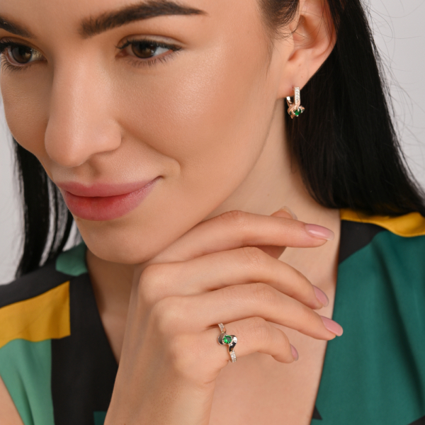 Серебряный набор с золотыми вставками (142)