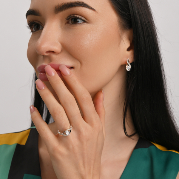 Серебряное кольцо с золотыми вставками (143к)