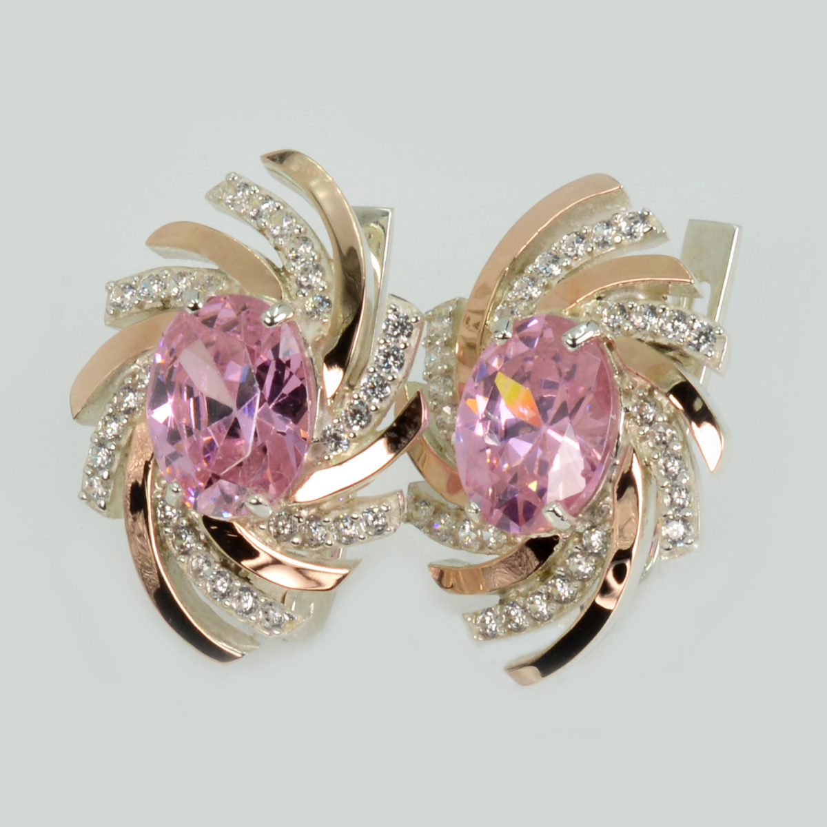 Серебряные серьги с золотыми вставками (156с)