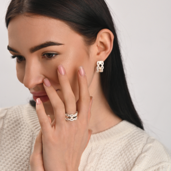 Серебряные серьги с золотыми вставками (163с)