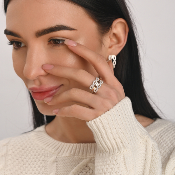 Серебряное кольцо с золотыми вставками (163к)