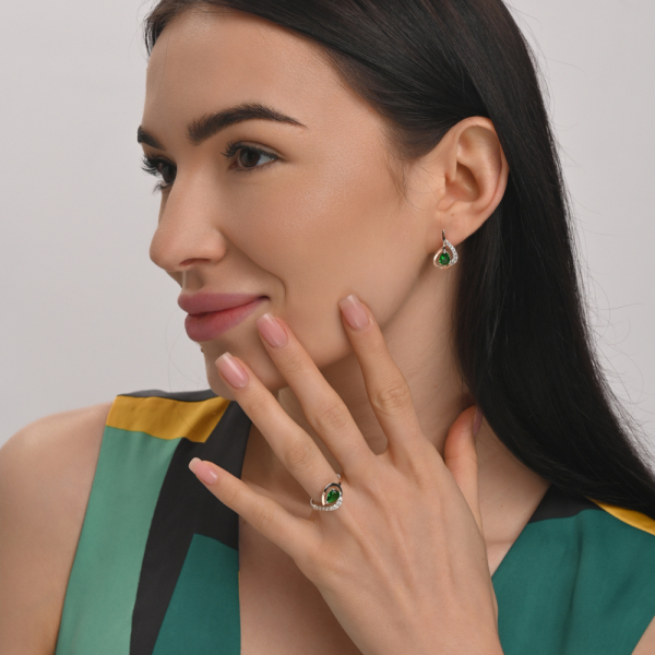 Серебряное кольцо с золотыми вставками (164к)