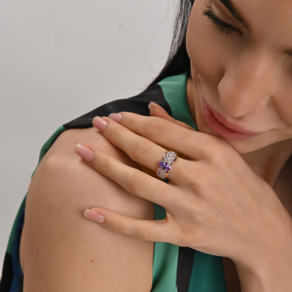 Серебряное кольцо с золотыми вставками (172к)