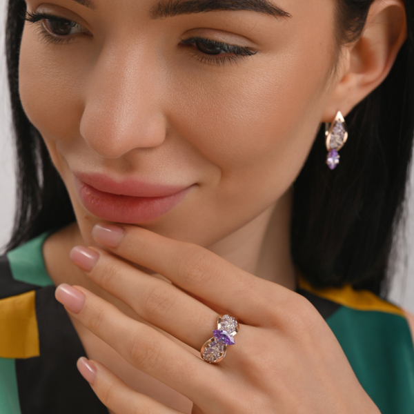 Серебряное кольцо с золотыми вставками (172к)