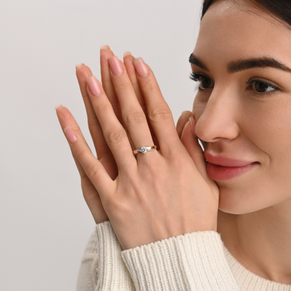 Серебряное кольцо с золотыми вставками (187к)