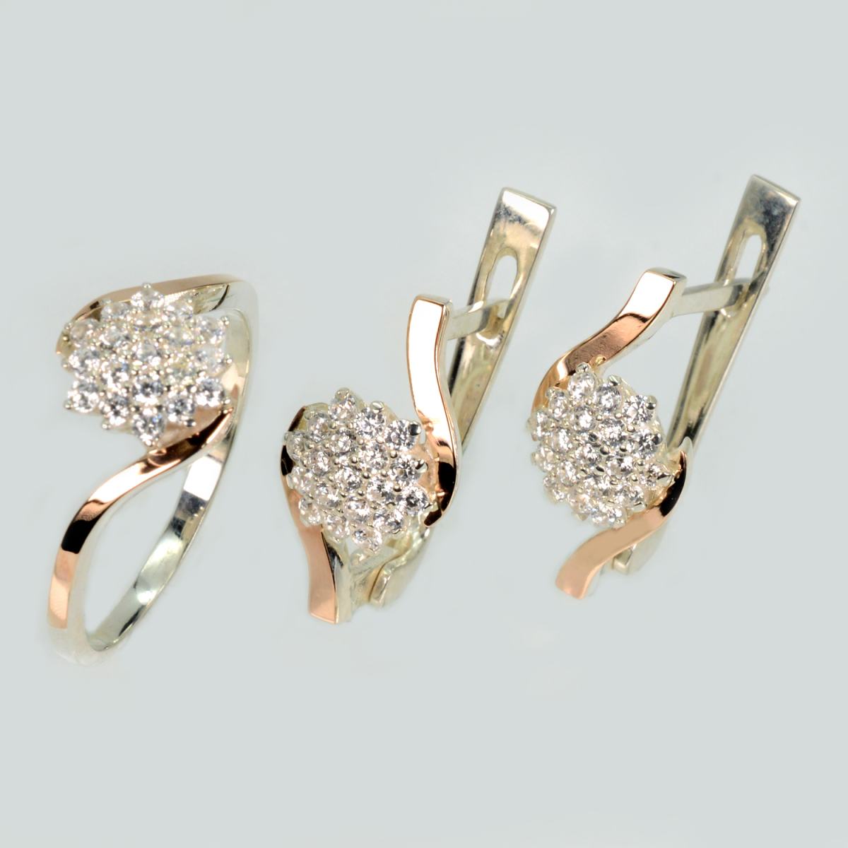 Серебряный набор с золотыми пластинами (188)