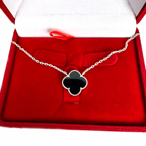 Серебряная подвеска на цепочке с клевером