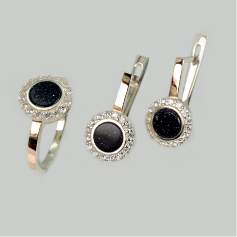 Срібний комплект( сережки та каблучка)