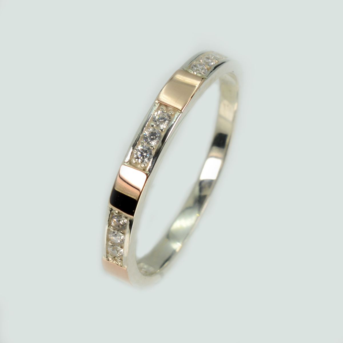 Серебряное кольцо с золотыми накладками (289к)