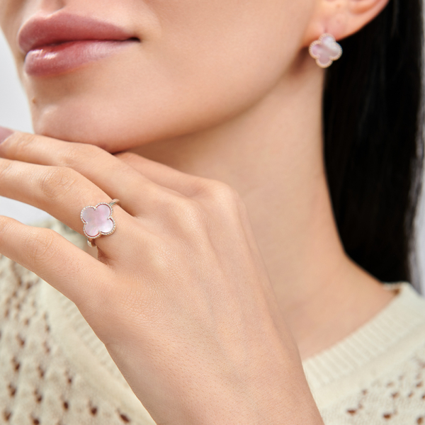 Серебряное кольцо с клевером (295к-3)