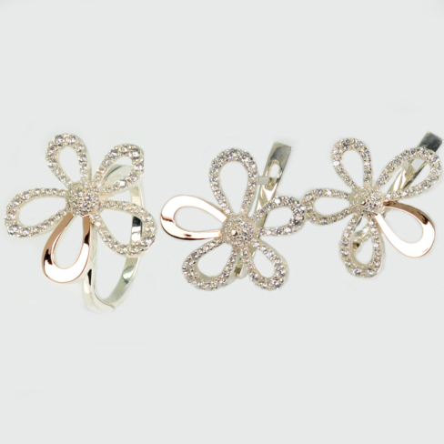 Серебряный набор с золотими пластинами