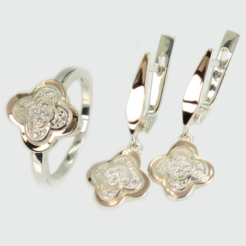 Серебряный набор с золотими пластинами