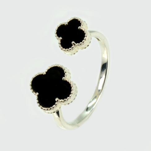 Серебряное кольцо "Два клевера"