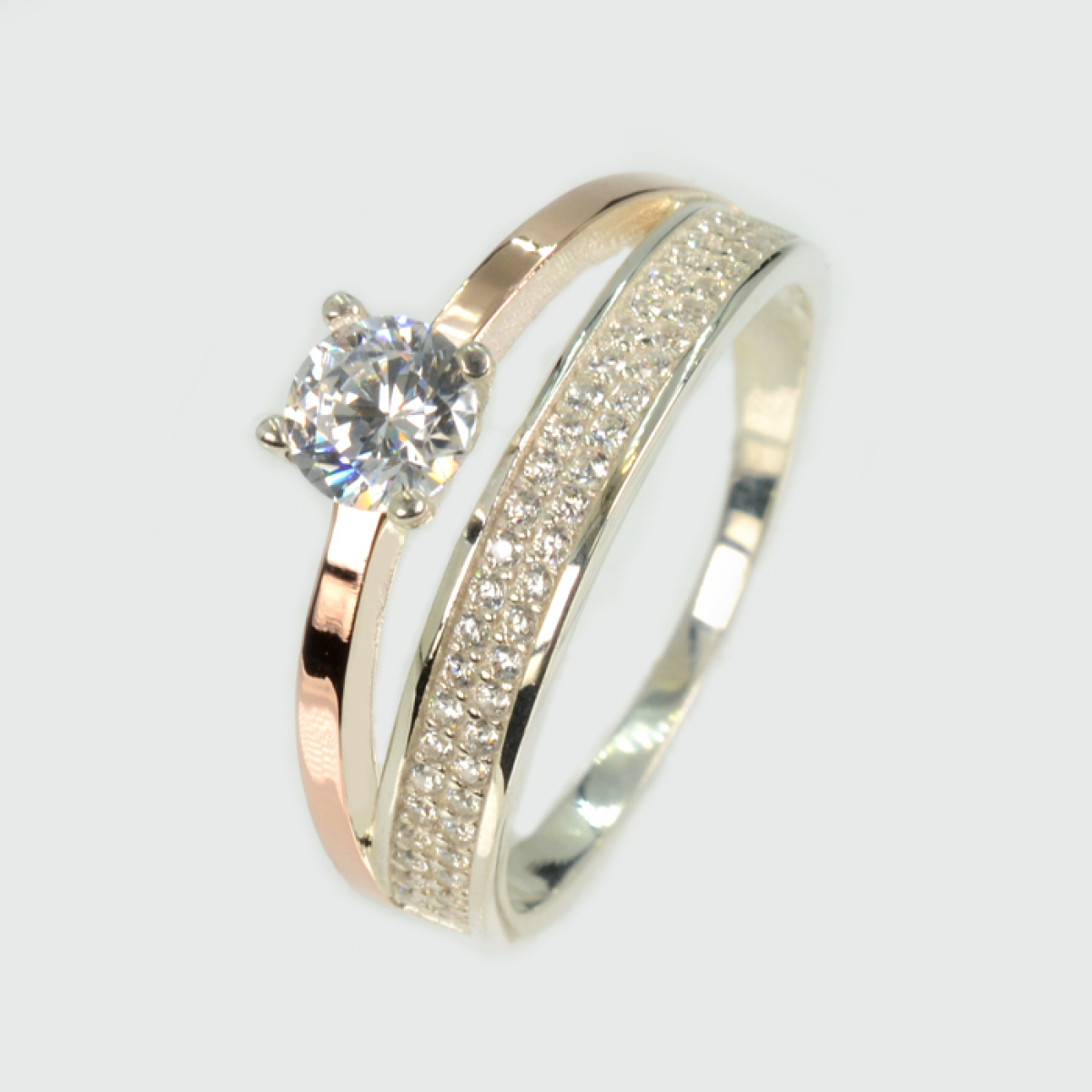 Серебряное кольцо с золотой пластиной (335к)