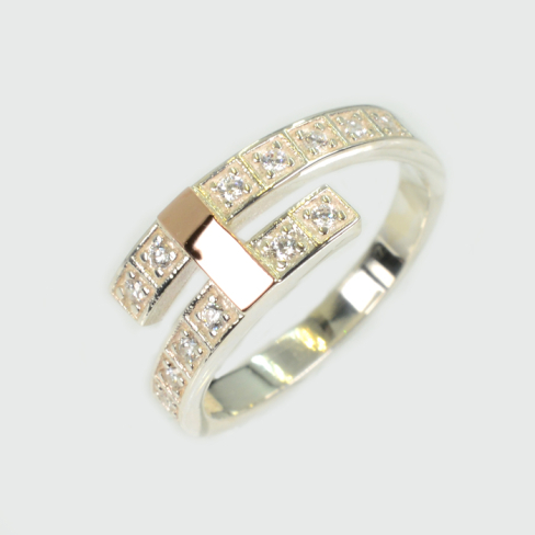 Серебряное кольцо с золотыми вставками