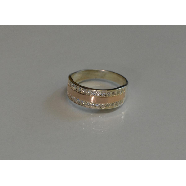 Серебряное кольцо с золотыми вставками (002к)
