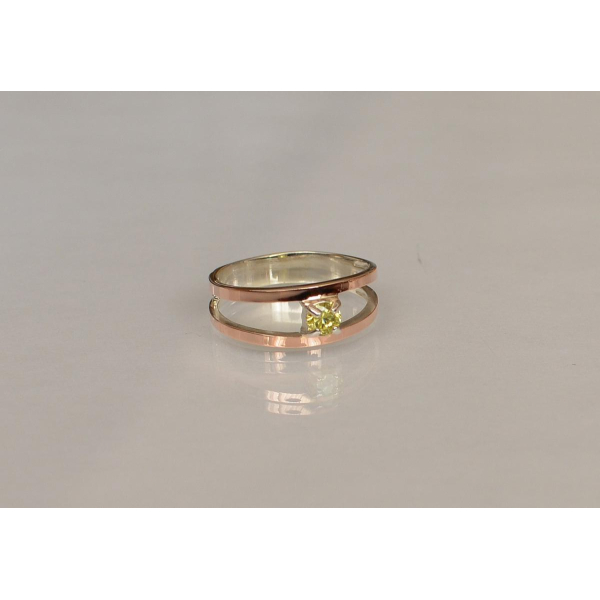 Кольцо серебряное с золотыми накладками (004к)