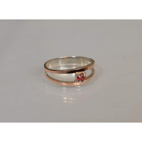 Кольцо серебряное с золотыми накладками (004к)