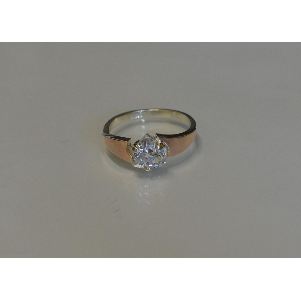 Серебряное кольцо с золотыми вставками (008к)