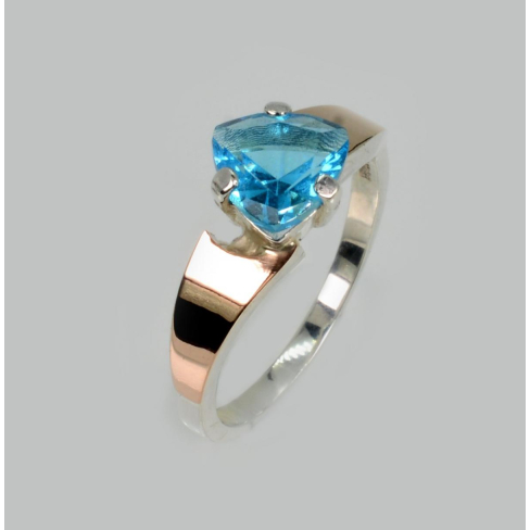 Серебряное кольцо с золотыми вставками