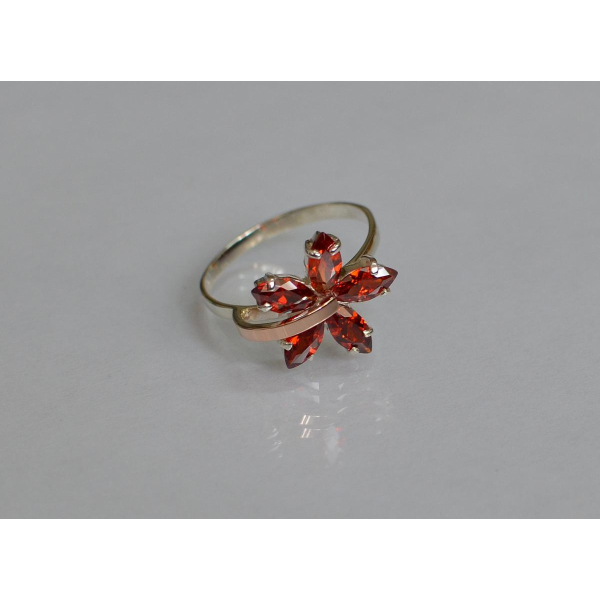 Серебряное кольцо с золотыми пластинами (011к)