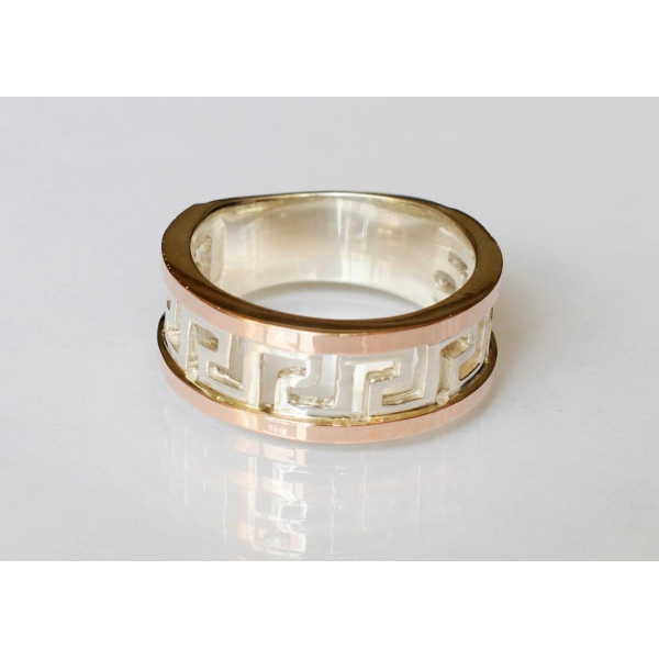 Серебряное кольцо с напайками из золота (022к)