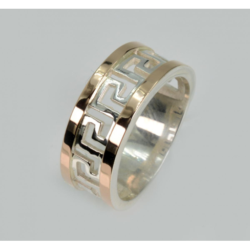 Серебряное кольцо с напайками из золота