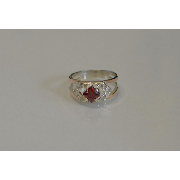 Серебряное кольцо с золотыми напайками (027к)