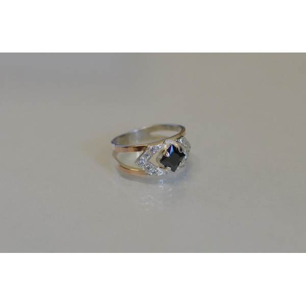 Серебряное кольцо с золотыми напайками (027к)