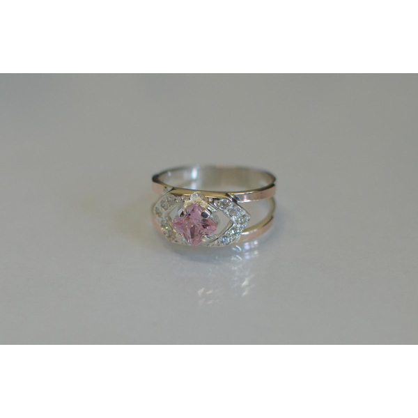 Серебряное кольцо с золотыми напайками (027к)