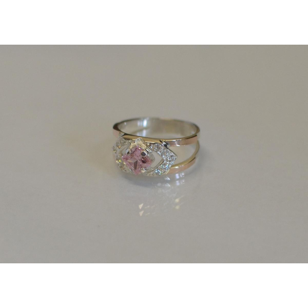 Серебряное кольцо с золотыми напайками (027к)