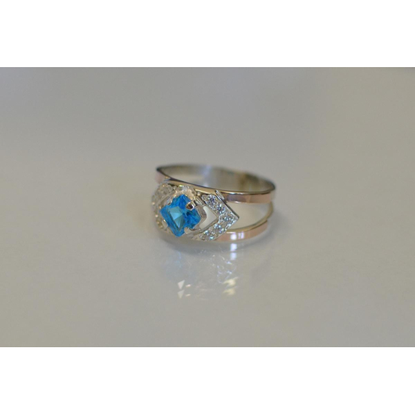 Серебряное кольцо с золотыми напайками (027к)