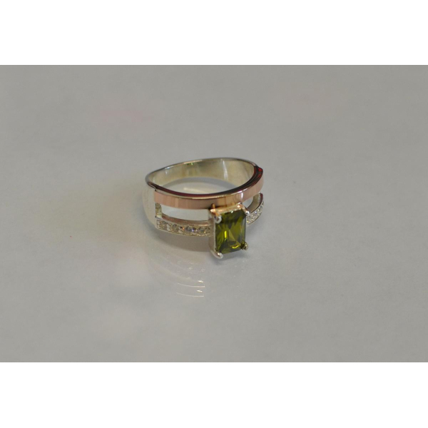 Серебряное кольцо с  накладками из золота (028к)